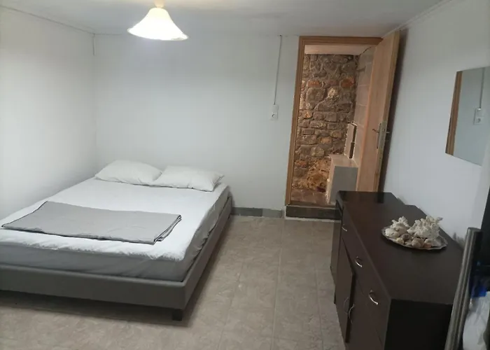 Βαχος Rooms 2