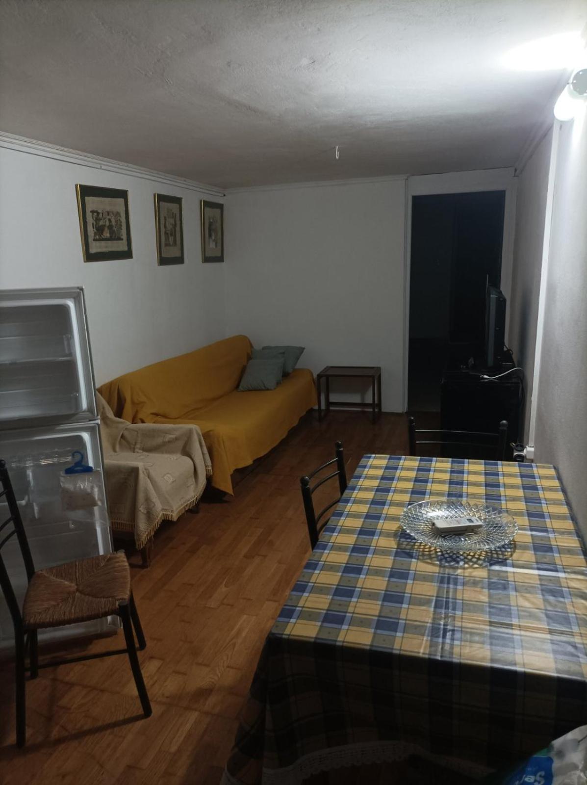 Apartment βαχος 2 Tseratsia